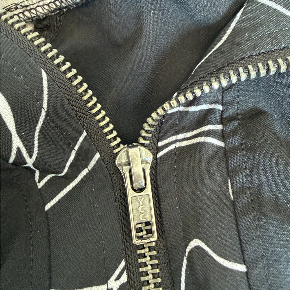 Fabletics Jiae Hooded Jacket Size Medium Hoodie Y… - image 5